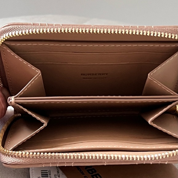 Burberry Wallet in Camel - Picture 10 of 11